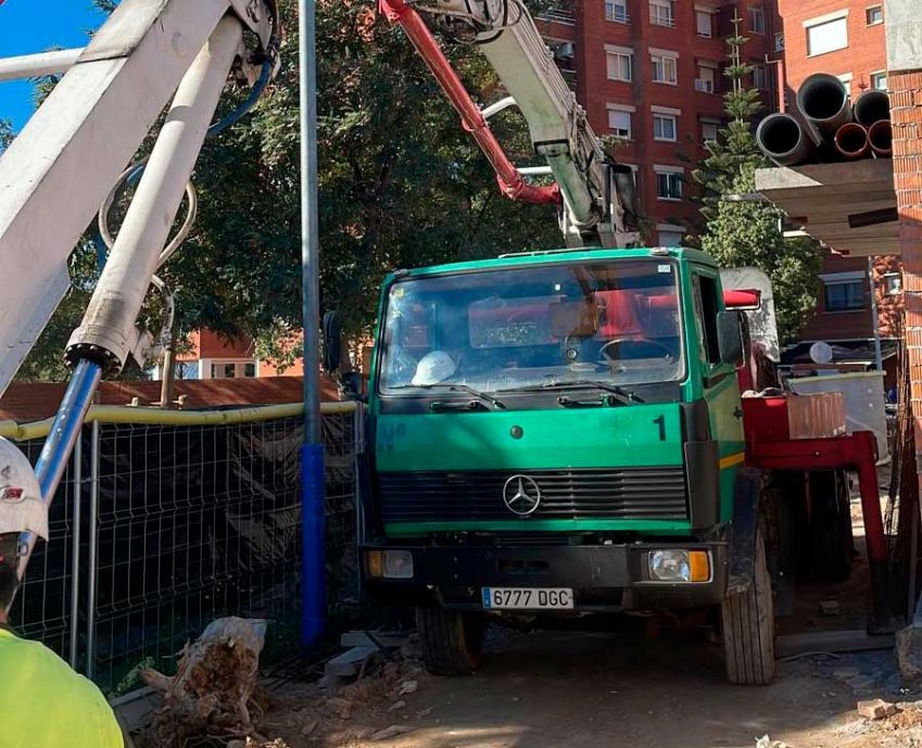 Alquiler de camiones-bomba de hormigón Alquiler de camiones-bomba de hormigón